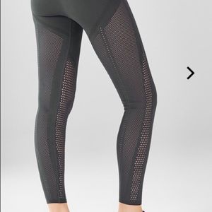 NWT Fabletics High-Waisted SculptKnit Dot Legging